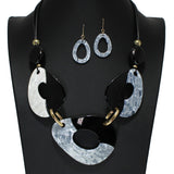 Shell Look Geometric Necklace Set