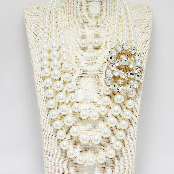Rhinestone Accent Pearl Layered Necklace Set