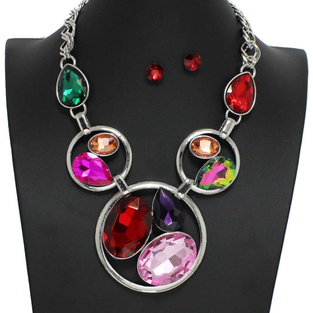 Oval Rhinestone Accent Necklace Set